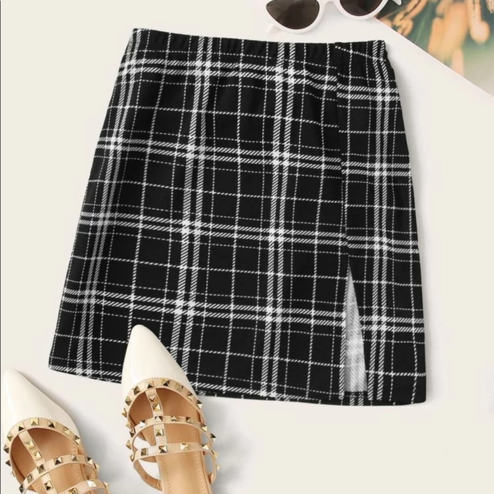 SHEIN Plaid Mini Skirt
